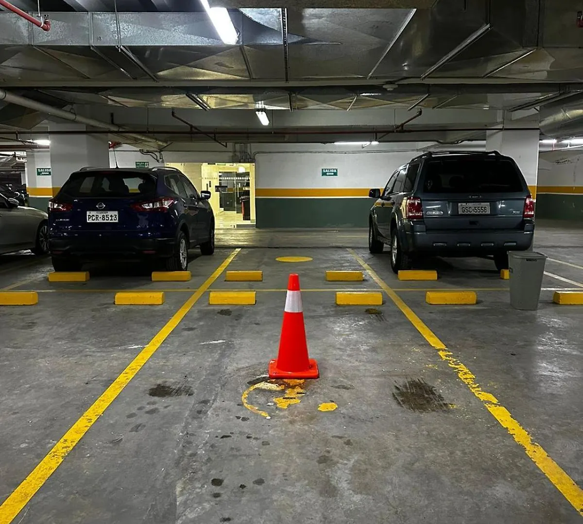 Suite Agora 21, Cerca De Aeropuerto 瓜亚基尔